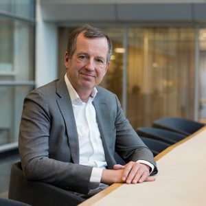 Lustrous Law | Henk ten Voorde